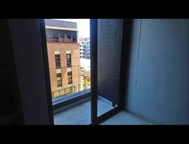 2 BEDROOM APARTMENT FOR SALE IN UMHLANGA RIDGE